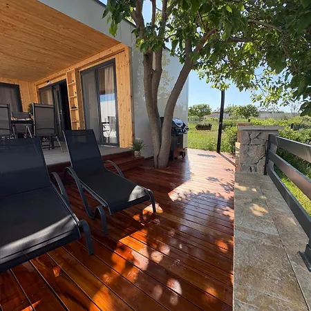 House Mane Sol * Pakoštane